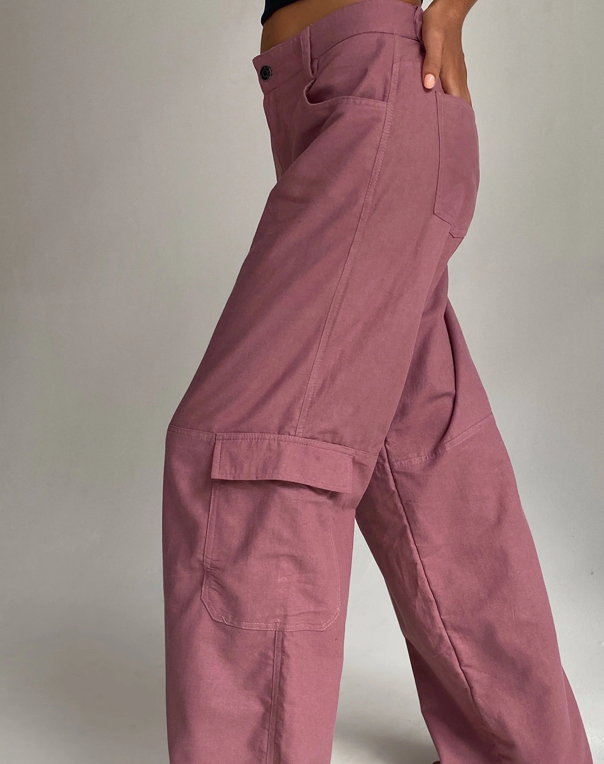Low Rise Cargo Trouser in Mauve Linen
